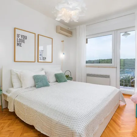 Salt&sky Apartment