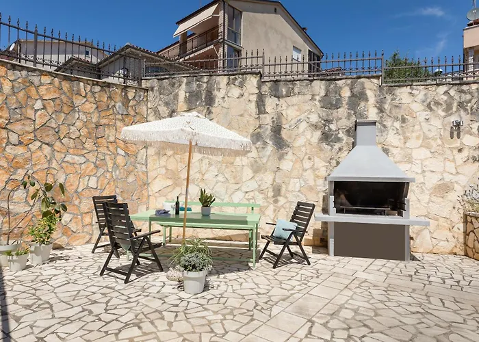 아파트 Salt&sky 풀라